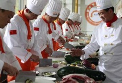 郑州厨师爆料视频最新,揭秘后厨不为人知的秘密